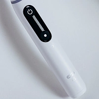 Электрическая зубная щетка Oral-B iO 6 White - изображение 10