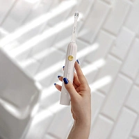 Электрическая зубная щетка Revyline RL 075 Cream - изображение 6