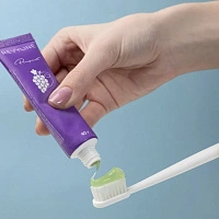 Зубная паста Revyline Perfect Спелый виноград, 40 мл