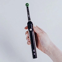 Электрическая зубная щетка Oral-B Pro 750 CrossAction Black D16.513.UX - изображение 10