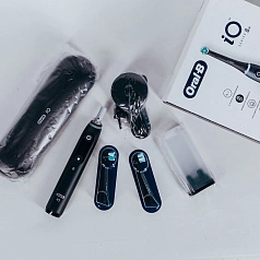 Электрическая зубная щетка Oral-B iO Series 8N Black