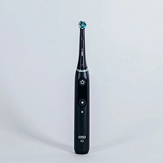 Электрическая зубная щетка Oral-B iO Series 8N Black