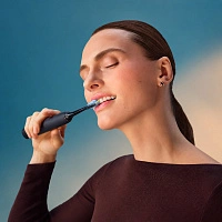 Электрическая зубная щетка Philips Sonicare HX9911/09 DiamondClean 9000
