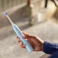 Электрическая щетка Philips Sonicare HX7406/02 Series 6100 Голубая - изображение 3