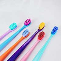 Набор зубных щеток Revyline SM 5000 Family Edition, 6 шт.