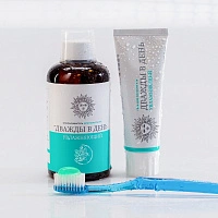 Ополаскиватель ДВАЖДЫ В ДЕНЬ Увлажняющий, 300 мл