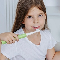Электрическая зубная щетка Revyline RL 050 Kids, Green (7+) - изображение 5
