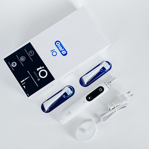 Электрическая зубная щетка Oral-B iO 6 White - изображение 3